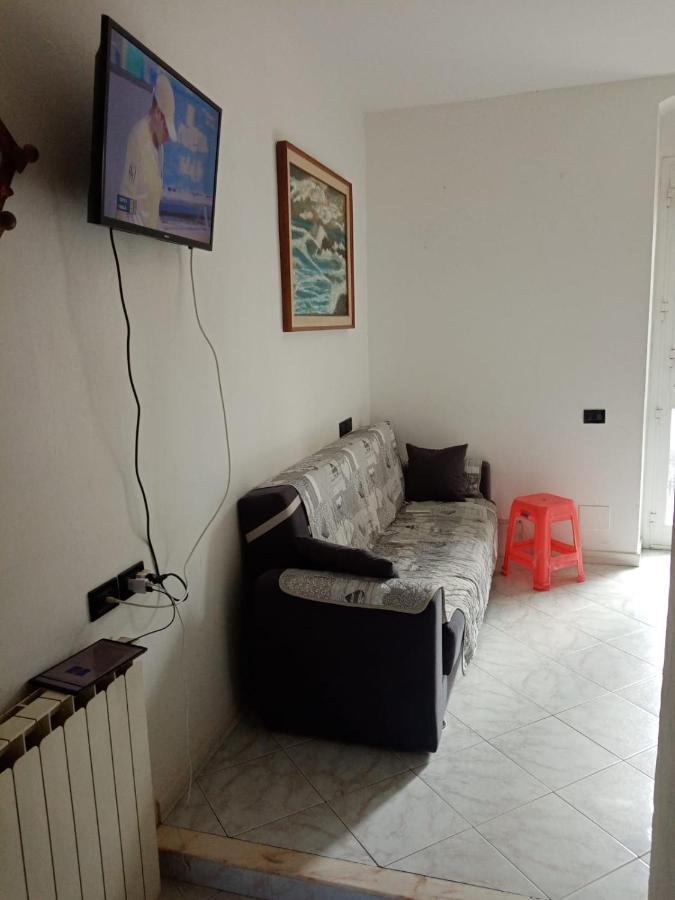 Casa Albarosa, 10 Min Walk Train Station, Free Parking. Apartman La Spezia Kültér fotó