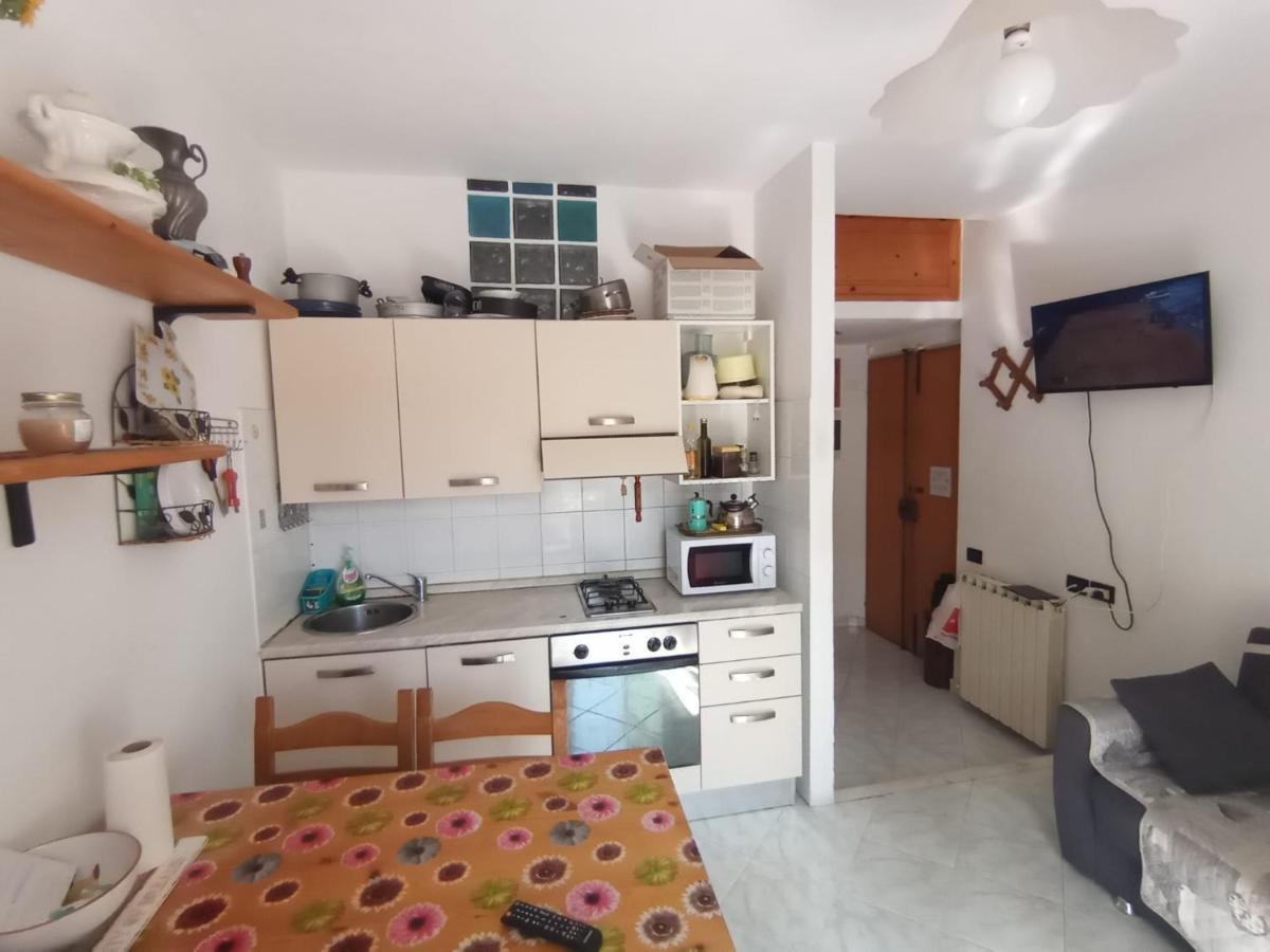 Casa Albarosa, 10 Min Walk Train Station, Free Parking. Apartman La Spezia Kültér fotó